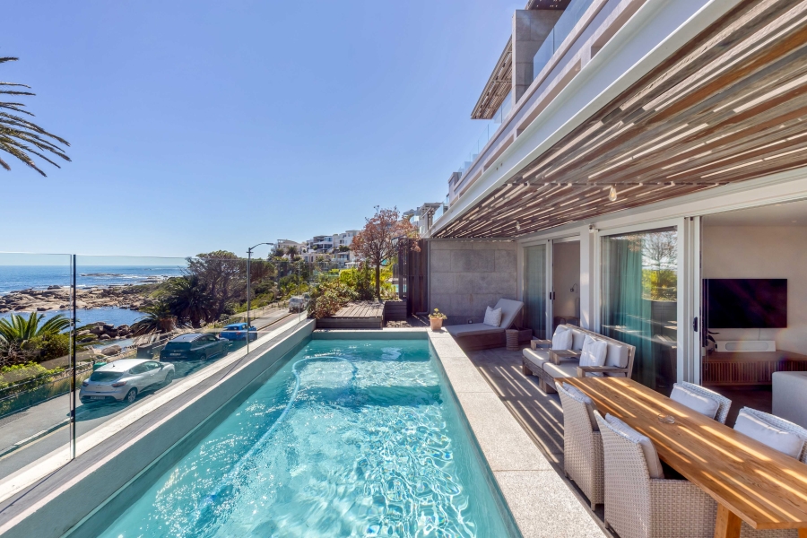 2 Bedroom Property for Sale in Camps Bay Western Cape